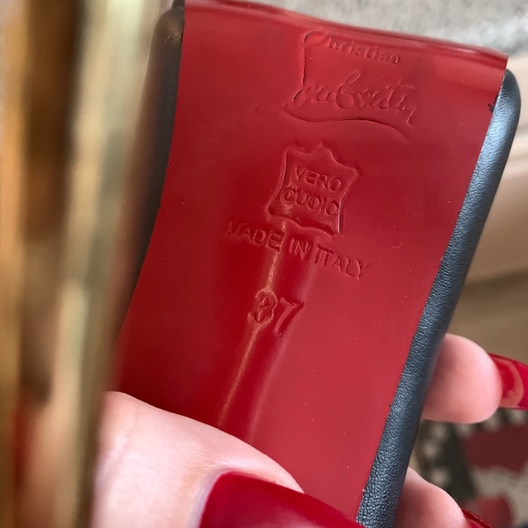 Leather Christian Louboutin heel, used one time - Picture 4 of 4